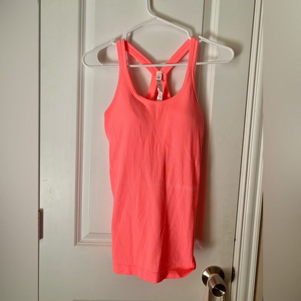 Lululemon Ebb to Street size 6